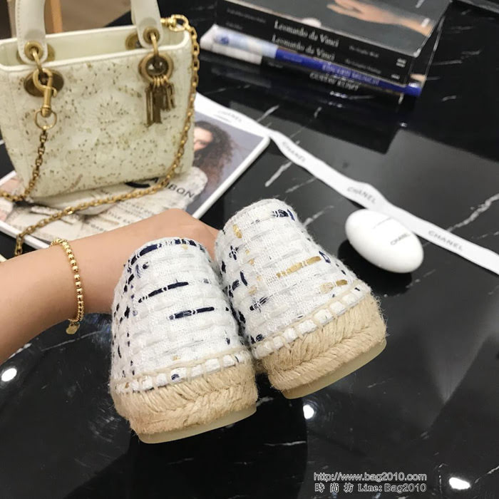 CHANEL香奈兒 經典漁夫鞋 19專櫃新色新系列 白呢布款 舒適百搭 女款休閒鞋  dsX2569